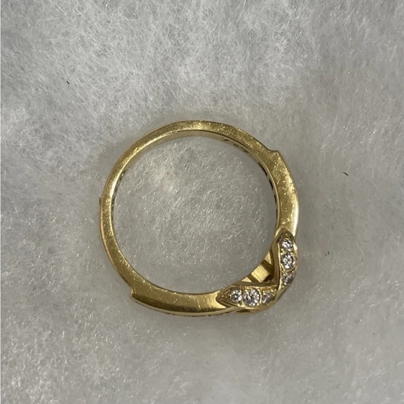 Authentic Tiffany & Co. Signature Ruby Ring - Picture 3 of 5